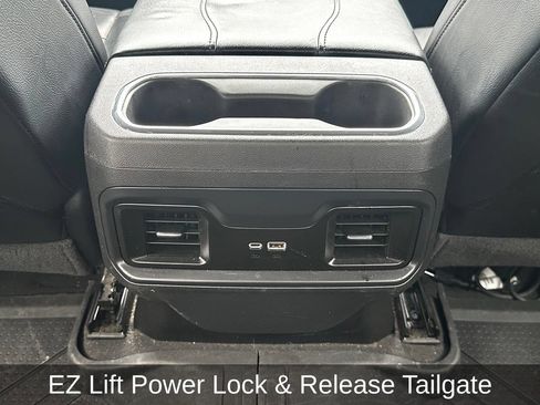 Used 2023 Chevrolet Silverado 1500 RST AWD/4WD image 21