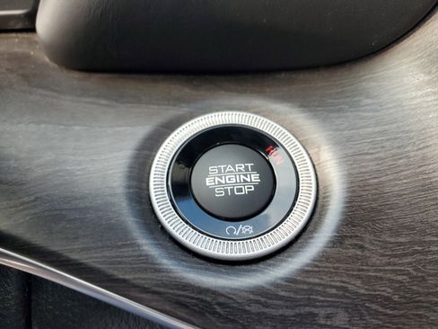 Used 2022 Jeep Grand Cherokee Overland image 26