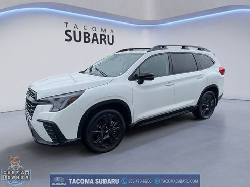 Used 2023 Subaru Ascent Onyx Edition image 1
