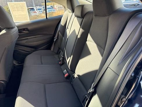 Used 2024 Toyota Corolla LE image 28