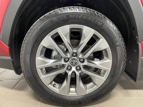 Used 2025 Toyota RAV4 XLE Premium w/ Weather Package AWD/4WD image 8
