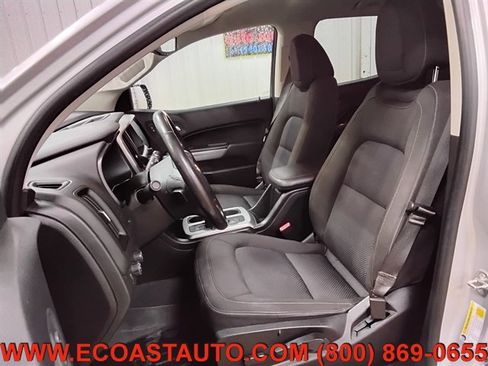 Used 2019 Chevrolet Colorado LT w/ LT Convenience Package AWD/4WD image 10