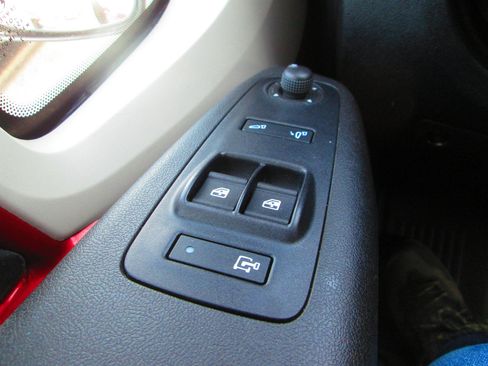 Used 2018 RAM ProMaster 1500 image 16