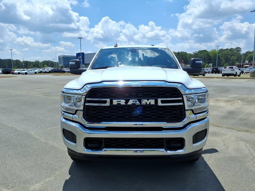 Used 2024 RAM 3500 Tradesman w/ Chrome Appearance Group AWD/4WD image 2