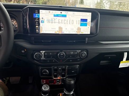 New 2026 Jeep Gladiator Rubicon image 22