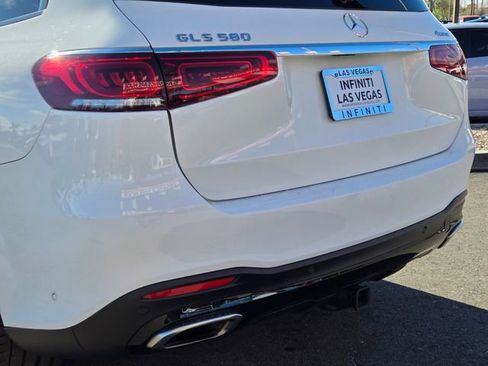 Used 2021 Mercedes-Benz GLS 580 4MATIC image 9