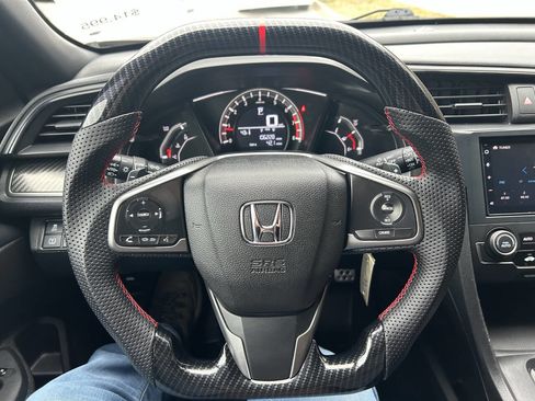 Used 2017 Honda Civic Sport image 17
