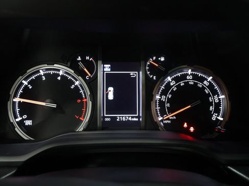 Used 2024 Toyota 4Runner TRD Off-Road Premium image 37