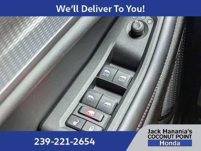Used 2024 Jeep Grand Cherokee Laredo X w/ Trailer Tow Package AWD/4WD image 25