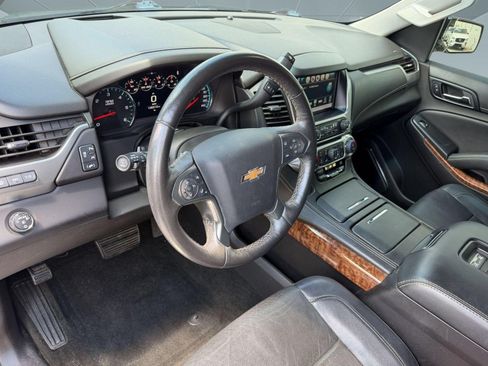 Used 2016 Chevrolet Suburban LTZ RWD image 4
