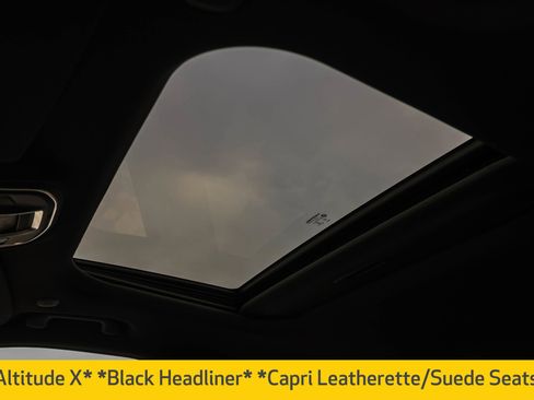 New 2025 Jeep Grand Cherokee Altitude image 7