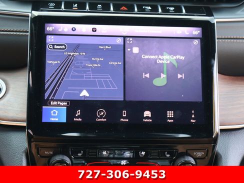 Used 2025 Jeep Grand Cherokee L Summit w/ Advanced Protech Group IV AWD/4WD image 3
