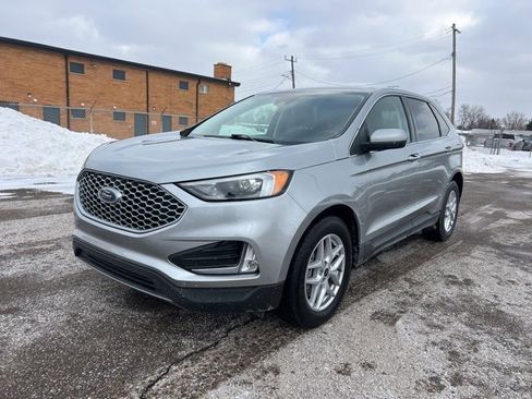 Certified 2024 Ford Edge SEL w/ Convenience Package image 28