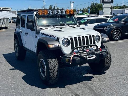 Used 2022 Jeep Wrangler Unlimited Rubicon w/ Cold Weather Group AWD/4WD image 5