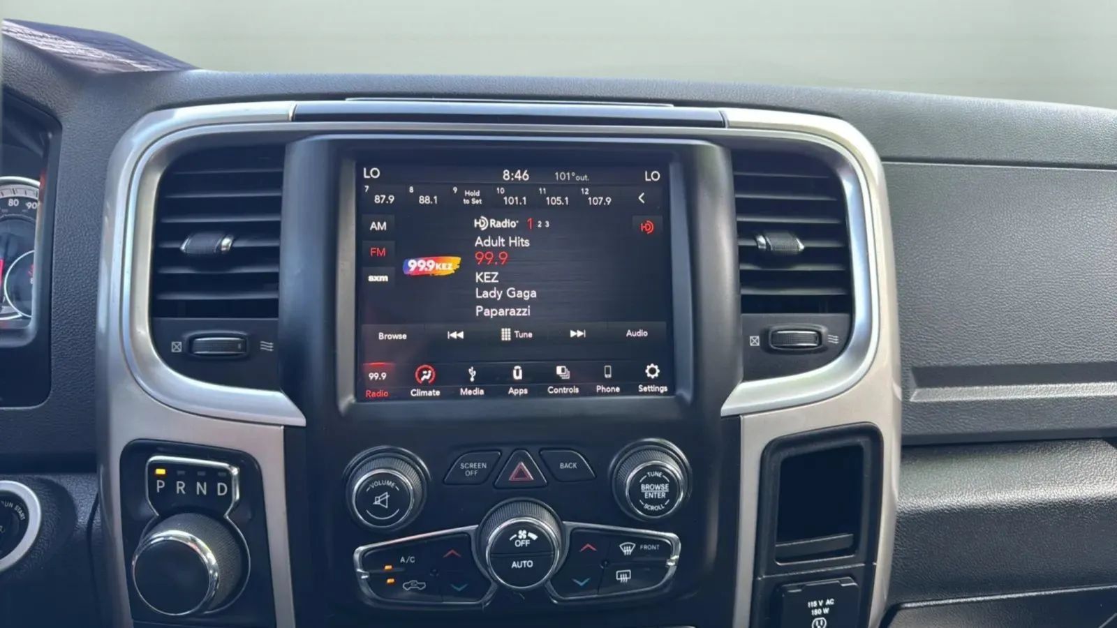 Used 2019 RAM 1500 Classic SLT w/ Luxury Group AWD/4WD image 20