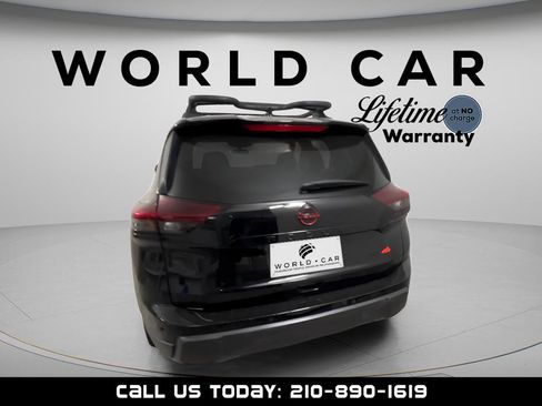 Used 2025 Nissan Rogue SV AWD/4WD image 13