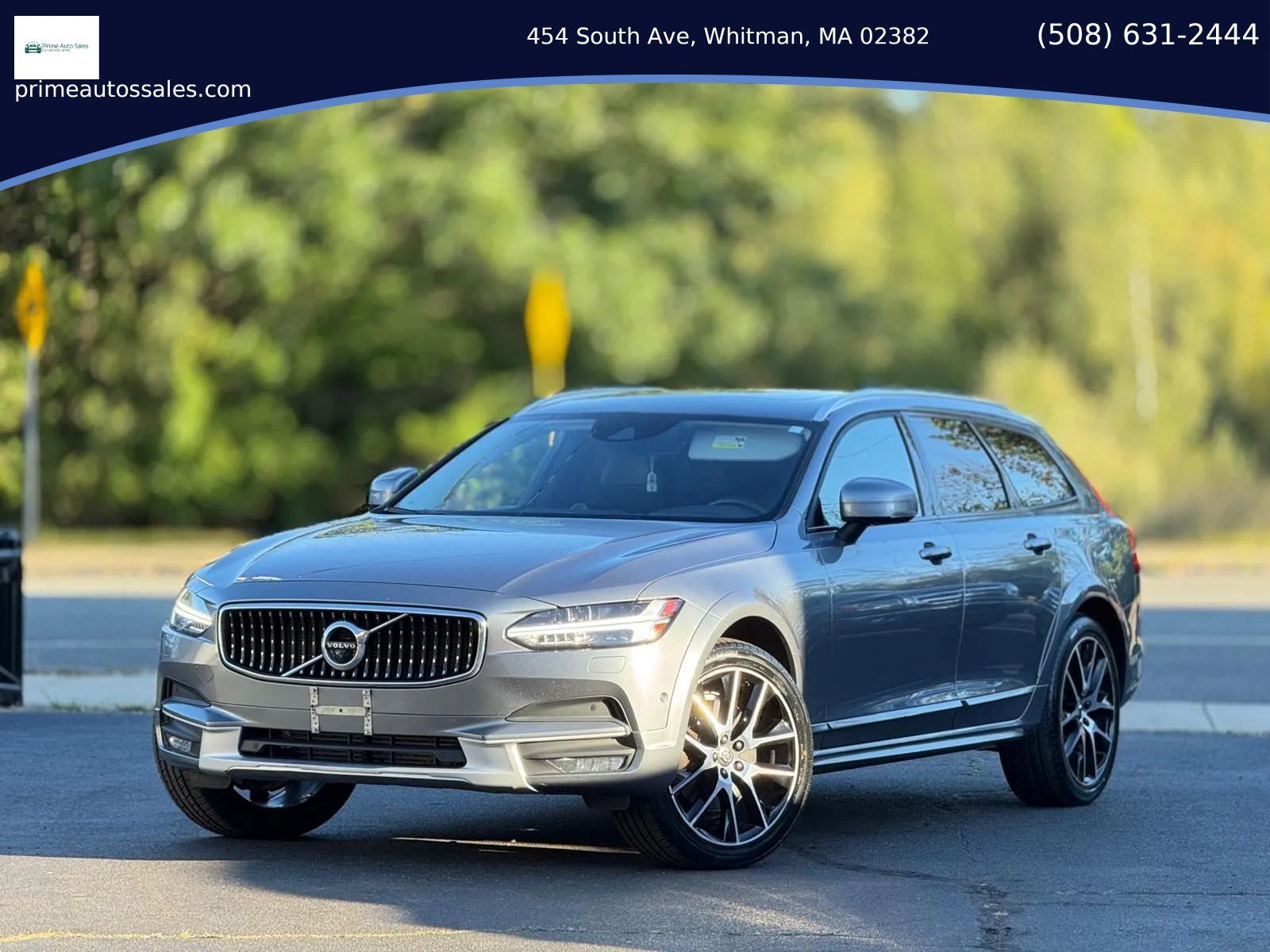 Used 2018 Volvo V90 T6 Cross Country w/ Convenience Package AWD/4WD image 1