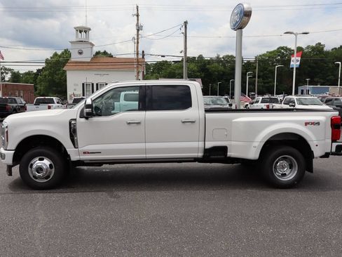New 2026 Ford F350 Platinum w/ Platinum Plus Package AWD/4WD image 19
