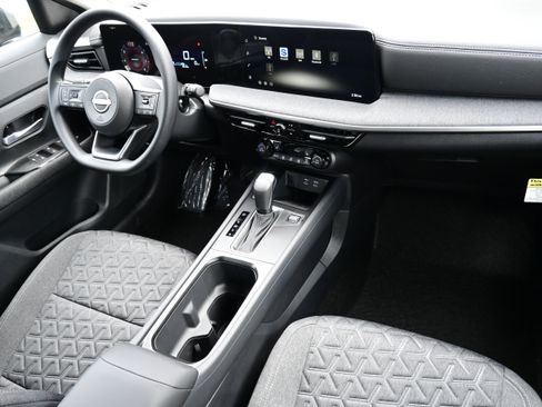 New 2026 Nissan Kicks SV w/ SV Premium Package image 19