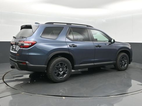 New 2026 Honda Pilot TrailSport image 22