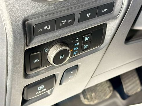 Used 2024 Ford F150 Platinum AWD/4WD image 10