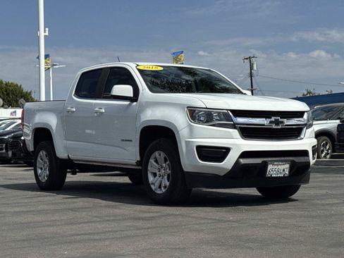 Used 2018 Chevrolet Colorado LT RWD image 3