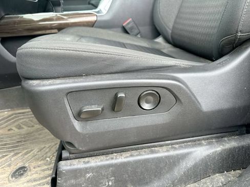 Used 2024 Chevrolet Silverado 1500 LT Trail Boss w/ Convenience Package II AWD/4WD image 38