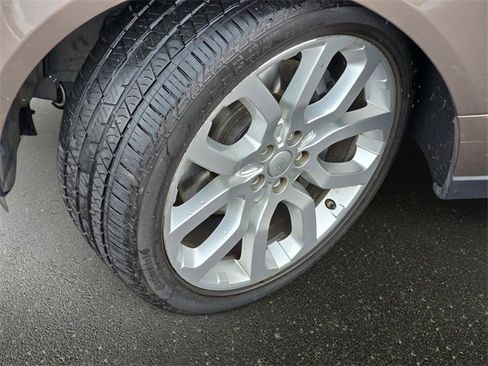Used 2015 Land Rover Range Rover Supercharged image 35