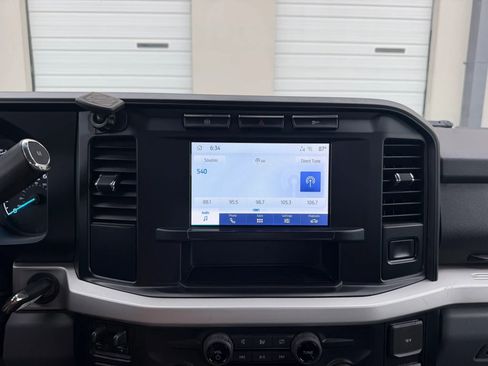 Used 2023 Ford F350 XLT AWD/4WD image 29
