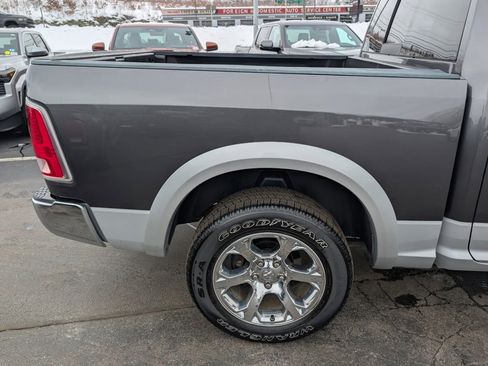 Used 2018 RAM 1500 Laramie w/ Convenience Group image 8