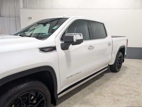 Used 2024 GMC Sierra 1500 Denali w/ Denali Reserve Package AWD/4WD image 7