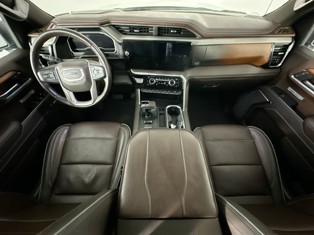 Used 2023 GMC Sierra 1500 Denali w/ Denali Reserve Package AWD/4WD image 10