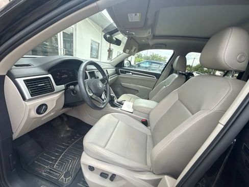 Used 2022 Volkswagen Atlas SE FWD image 8