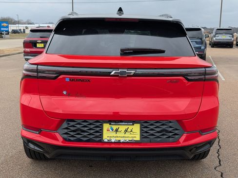 New 2025 Chevrolet Equinox EV RS image 4