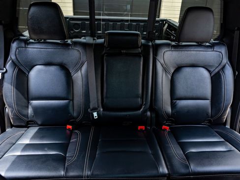 Used 2022 RAM 1500 Big Horn AWD/4WD image 34