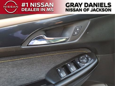 Used 2024 Chevrolet TrailBlazer ACTIV w/ Convenience Package image 12