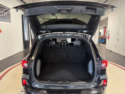 Used 2023 Ford Escape ST-Line FWD image 12