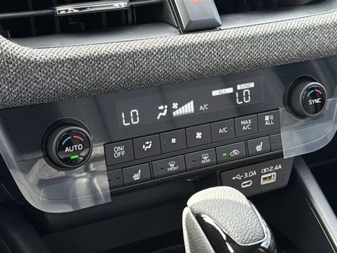 Used 2026 Subaru Outback Limited image 16