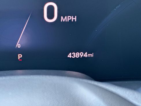 Used 2024 Buick Encore GX Sport Touring image 34