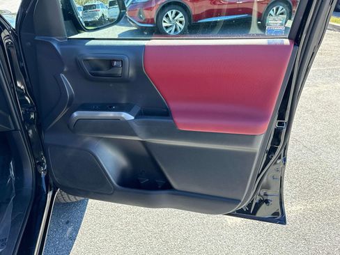 Used 2023 Toyota Tacoma SR5 image 15