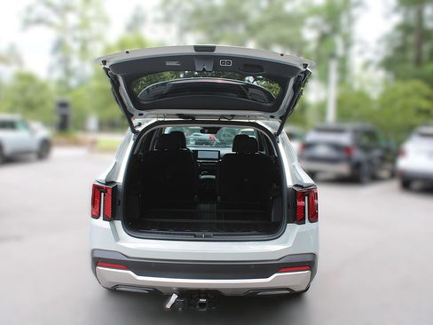 New 2026 Kia Sorento SX FWD image 9