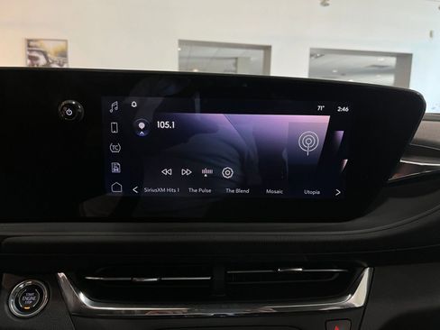 Used 2025 Buick Envista Preferred image 20