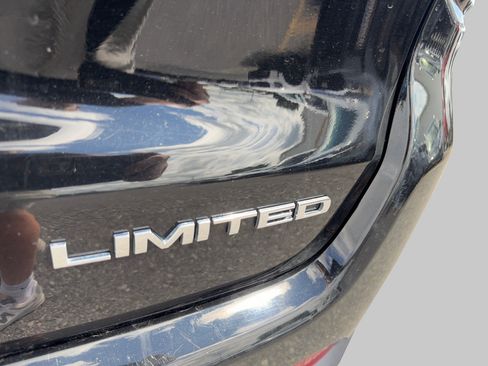 Used 2024 Jeep Compass Limited AWD/4WD image 9