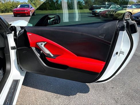 Used 2016 Chevrolet Corvette Z06 w/ 3LZ Preferred Equipment Group RWD image 27