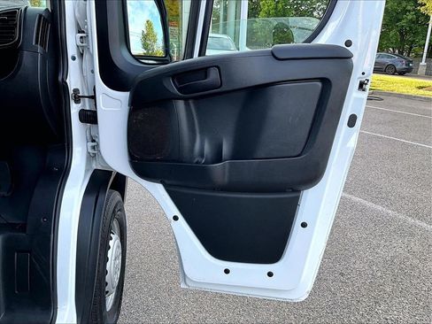 Used 2025 RAM ProMaster 2500 w/ U-Haul Equipment Group FWD image 12