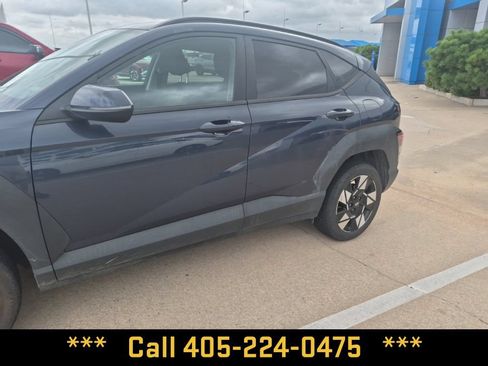 Used 2024 Hyundai Kona SEL AWD/4WD image 4