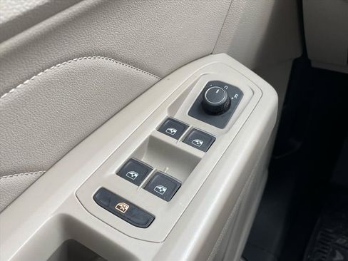 Used 2022 Volkswagen Atlas SE image 17