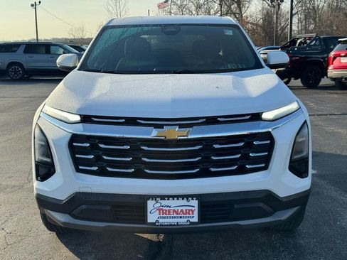 Used 2026 Chevrolet Equinox LT image 9