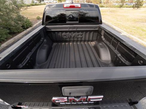 Used 2022 GMC Canyon Elevation w/ Trailering Package image 12