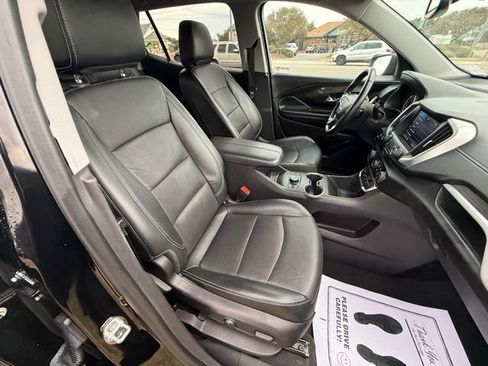 Used 2024 GMC Terrain SLT AWD/4WD image 11